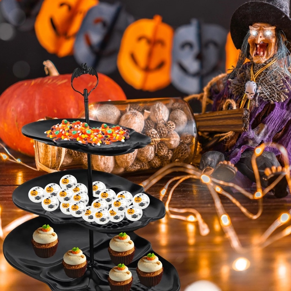 🆕3 Tier Skull Serving Tray, 13”